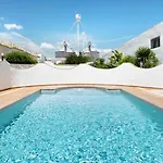 Fuente2 Piscina Común Famila Conil De La Frontera