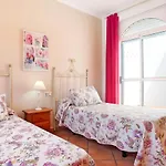 Fuente2 Piscina Comun Famila * 콘일데라프론테라