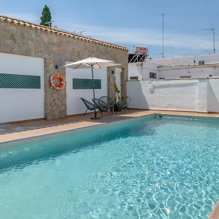 Fuente2 Piscina Comun Famila Conil De La Frontera