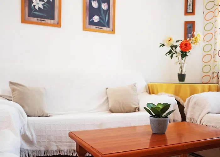 Fuente2 Piscina Comun Famila カントリーハウス