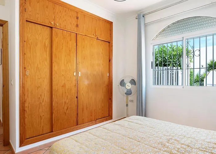 Fuente2 Piscina Comun Famila * Conil De La Frontera