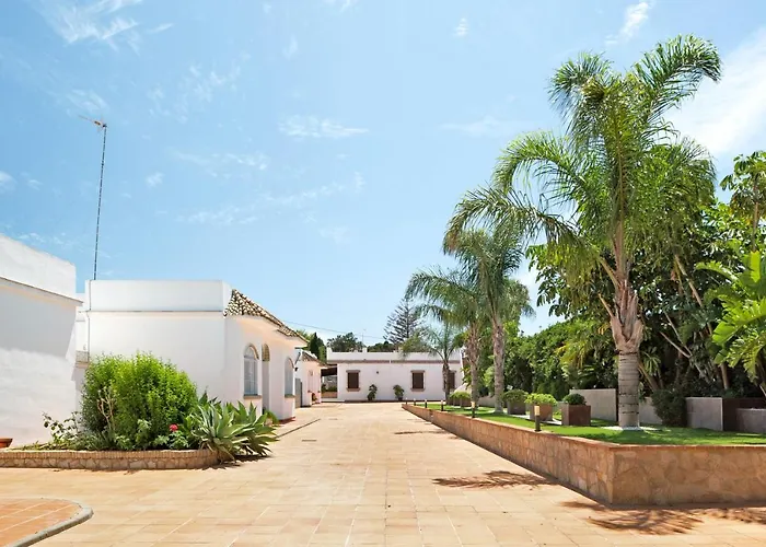 Fuente2 Piscina Comun Famila Conil De La Frontera